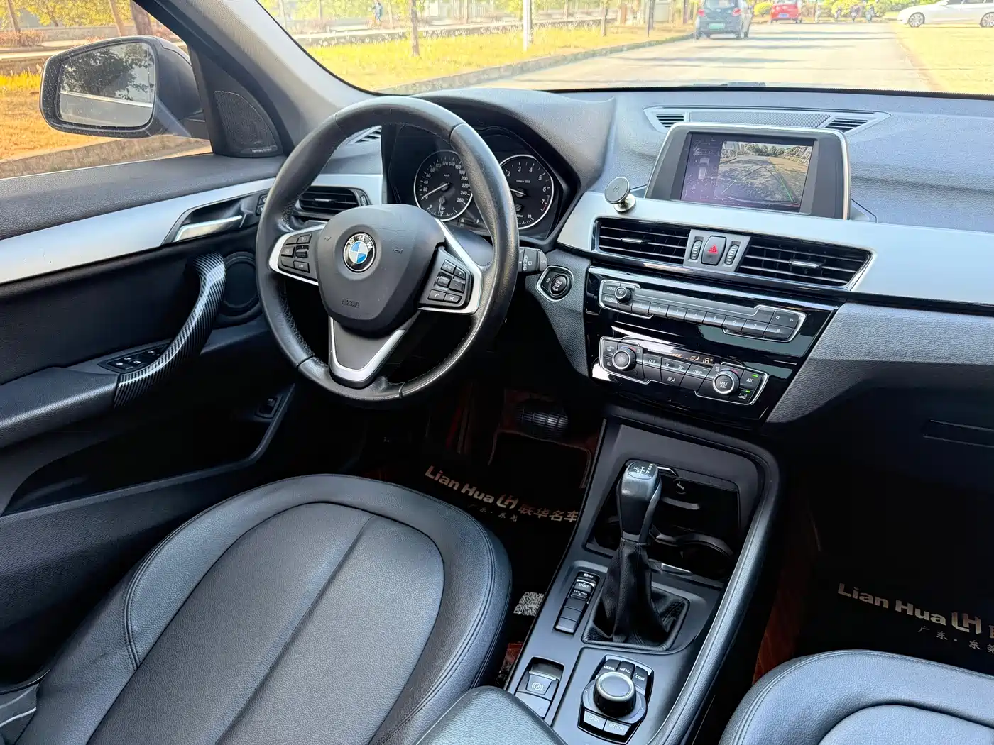 BMW X1 2018 sDrive20Li Leading Model фото 16