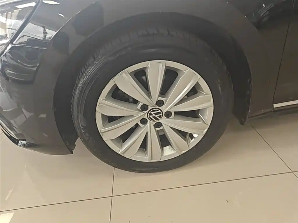 Volkswagen Passat 2021 Model 330TSI Elite Edition фото 23