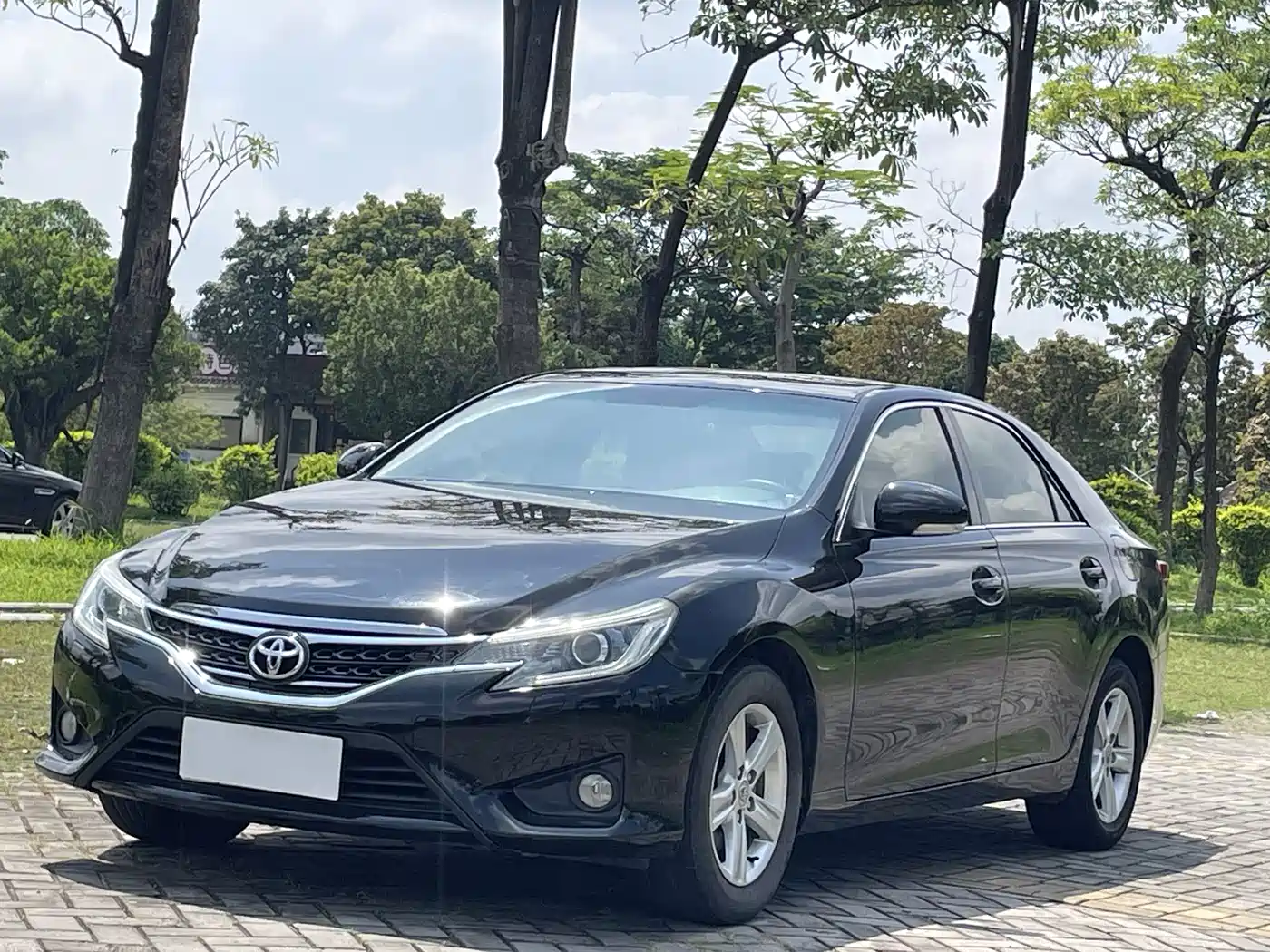 Toyota Reiz 2013 2.5V Elite Edition