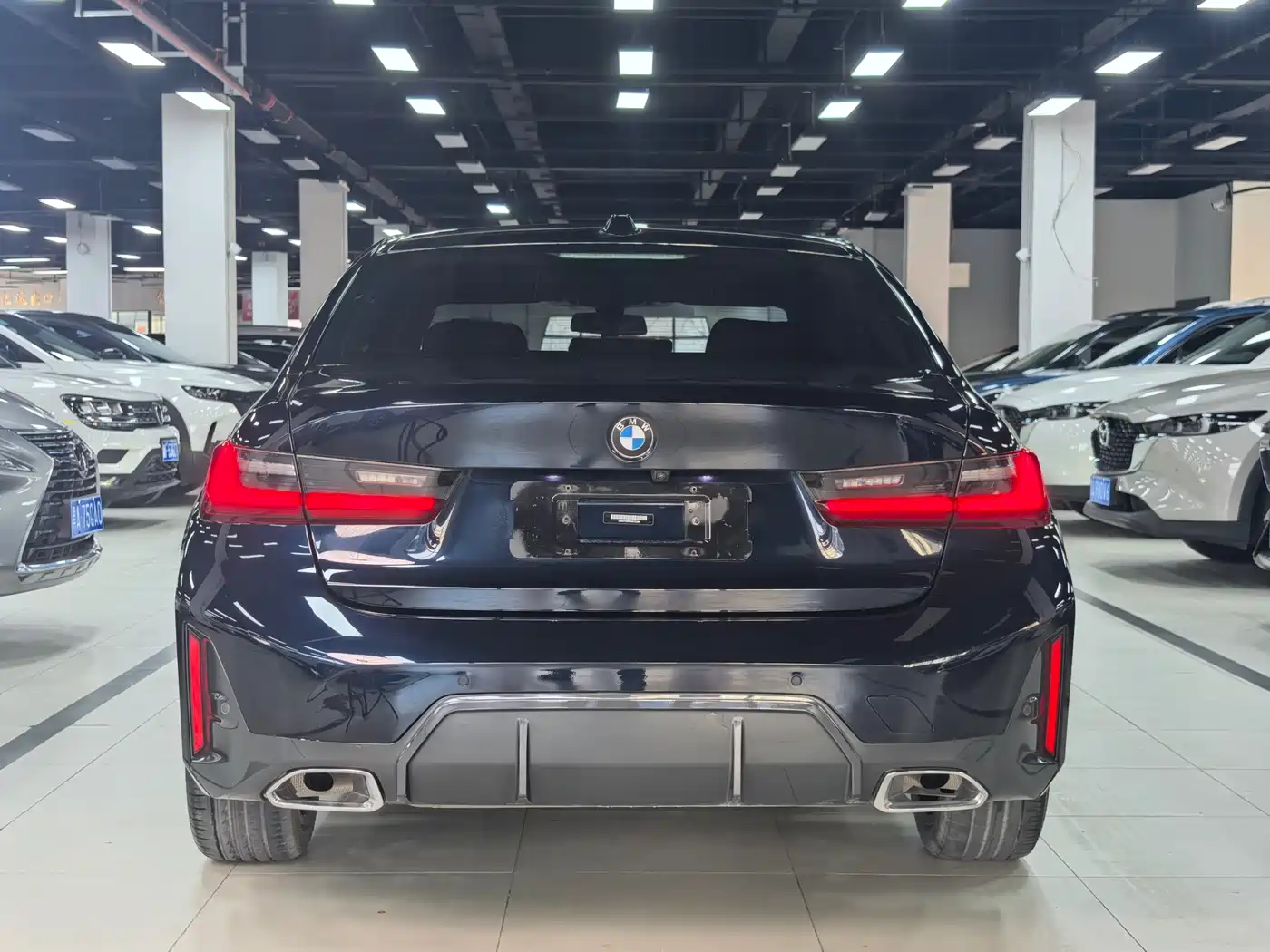 BMW 3 Series 2023 320Li M Sport Package фото 25
