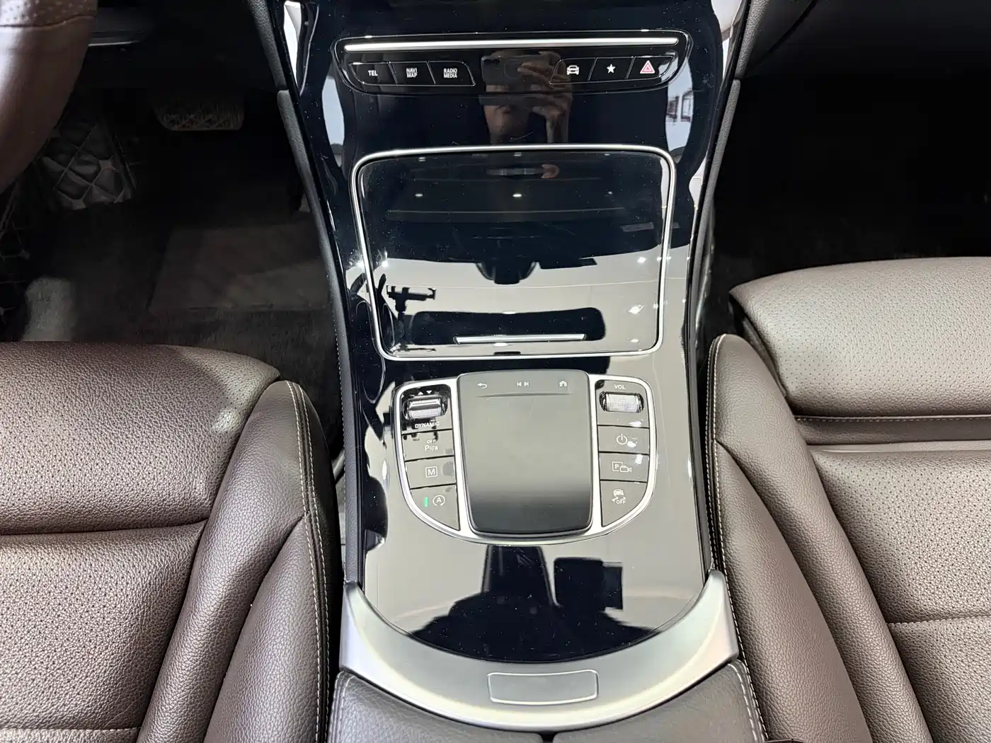 Mercedes-Benz GLC 2022 Model GLC 260 L 4MATIC Dynamic Edition фото 17