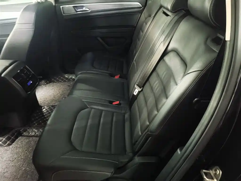 Volkswagen Teramont 2020 380TSI 4WD Luxury Edition China VI фото 24
