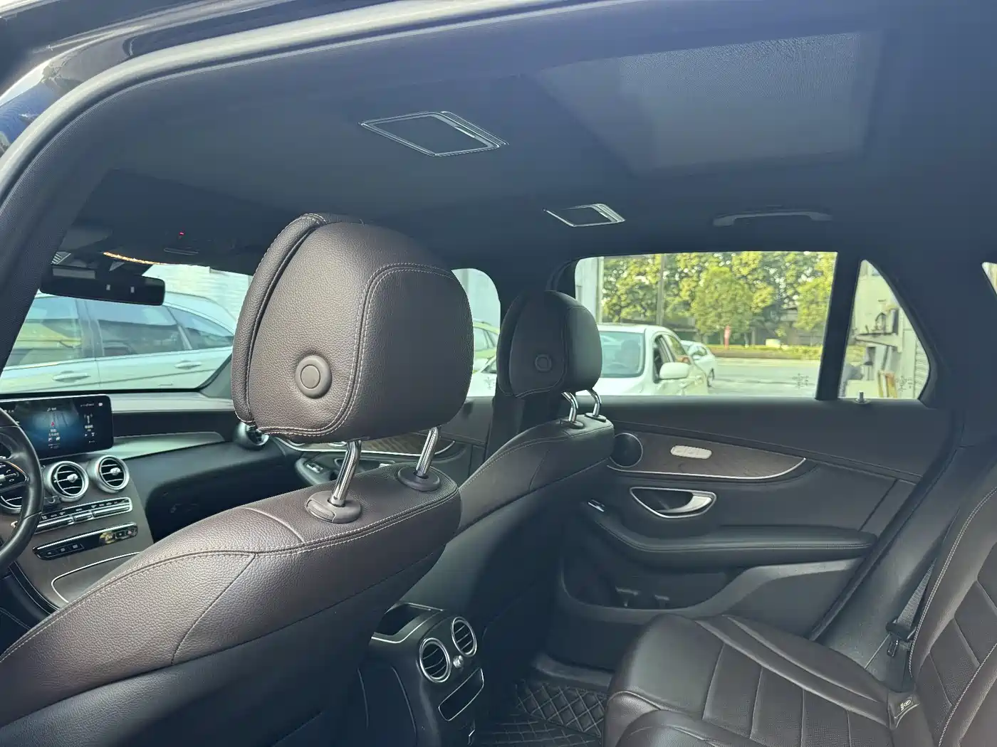 Mercedes-Benz GLC 2020 GLC 260 L 4MATIC Luxury фото 16