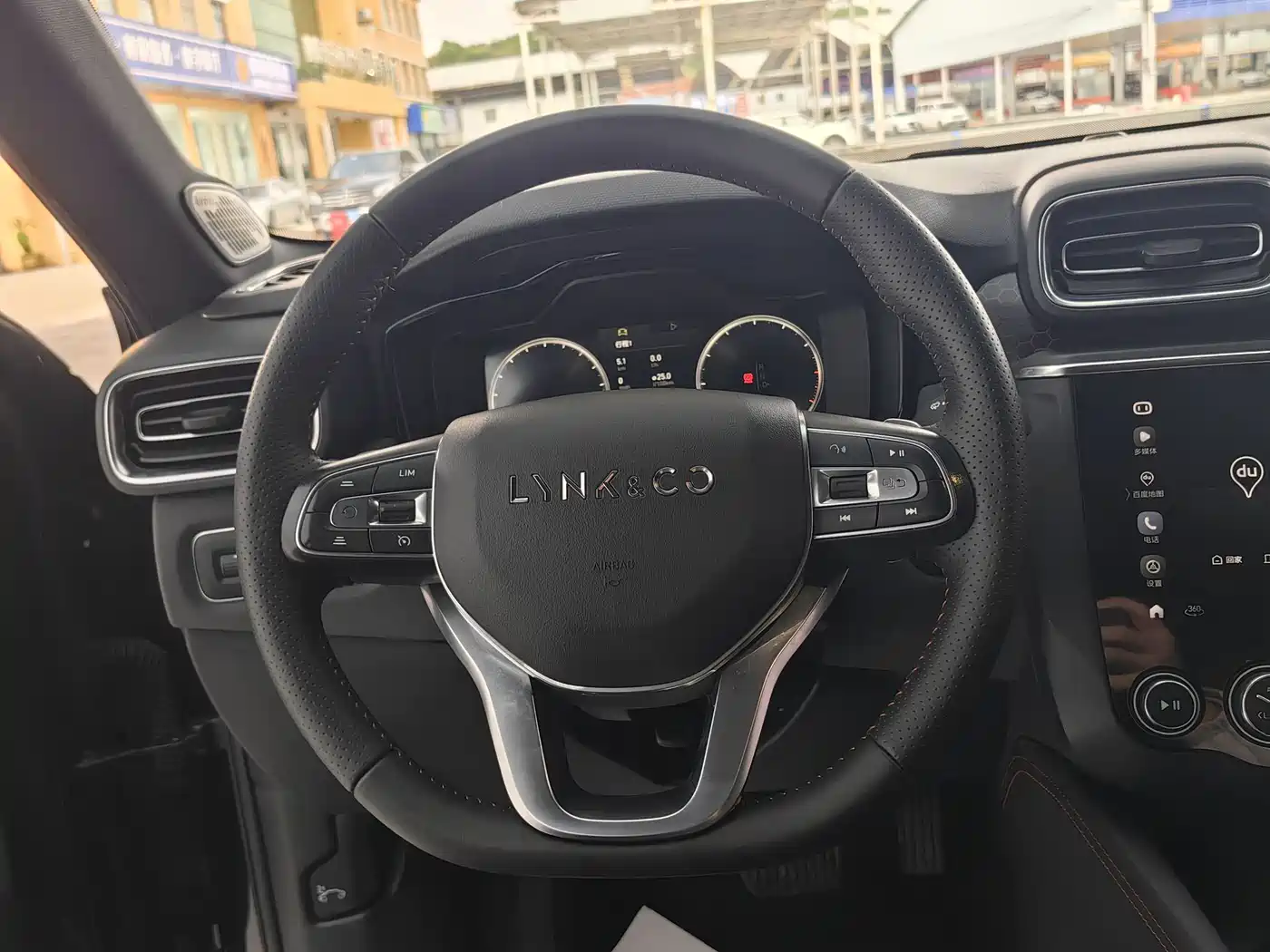Lynk & Co 03 2019 2.0TD Auto Power Pro Version фото 8