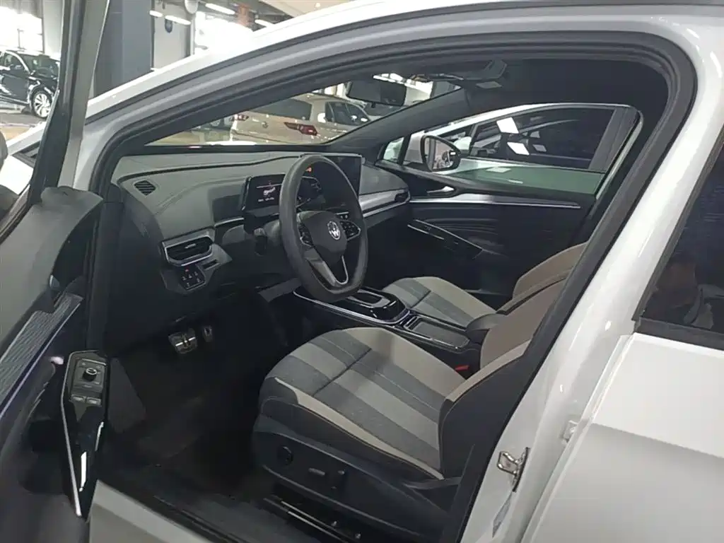 Volkswagen ID.4 CROZZ 2024 Pure Limited Edition фото 15