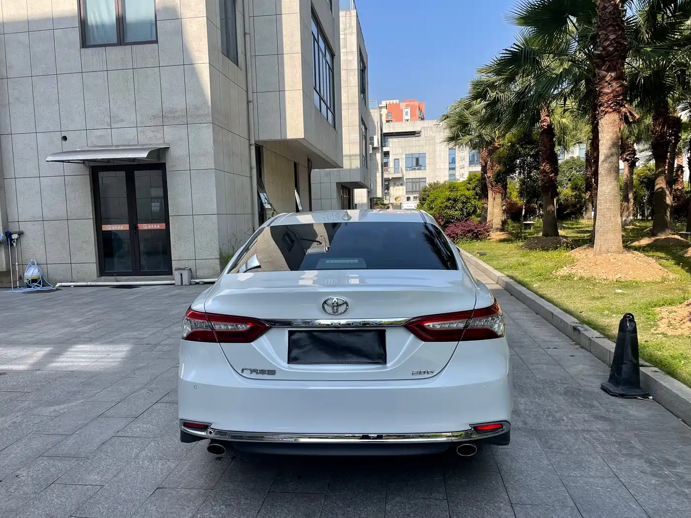 Toyota Camry 2023 2.0G Luxury Edition фото 5