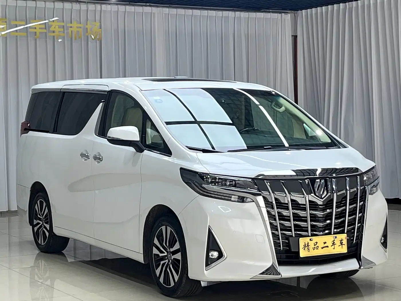 Toyota Alphard 2018 Facelift 3.5L Premium Edition фото 3