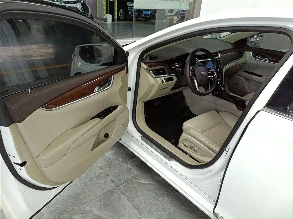 Cadillac XTS 2016 28T Elite фото 16