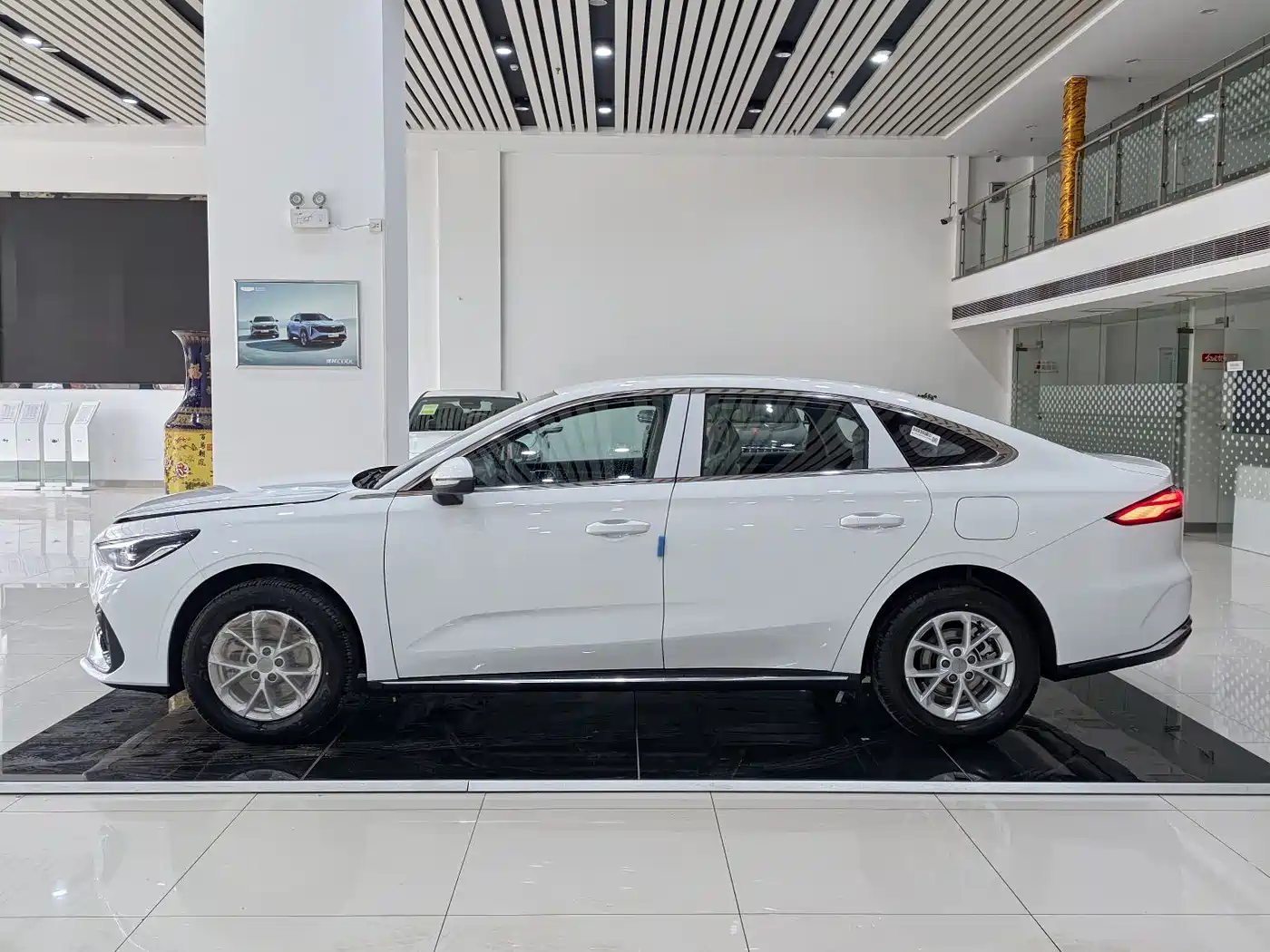 Geely Galaxy Galaxy Stellar 6 2025 125km Long Voyage Edition фото 3