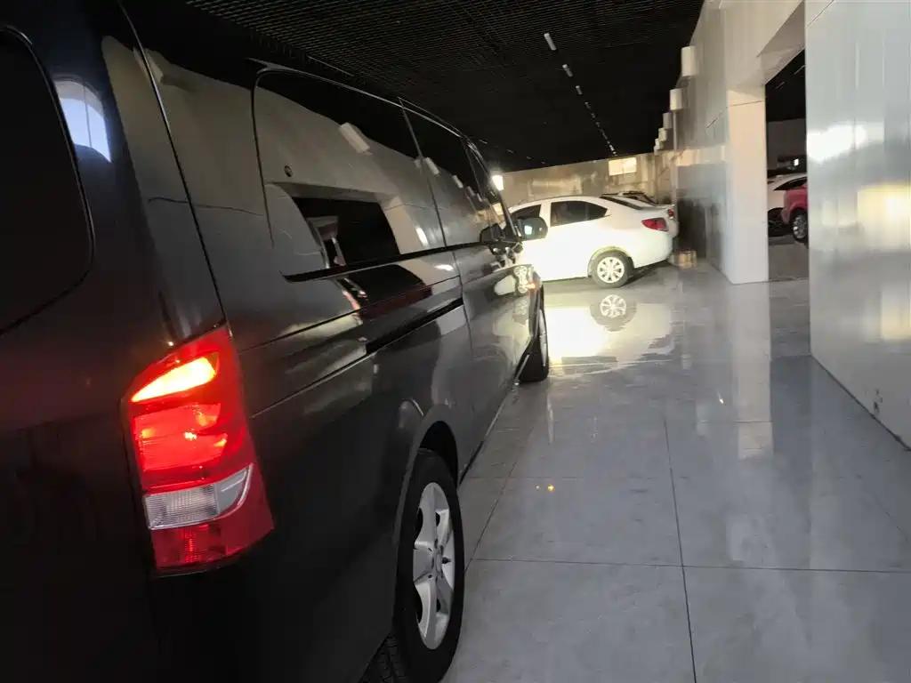Mercedes-Benz Vito 2016 2.0T Business Edition фото 24