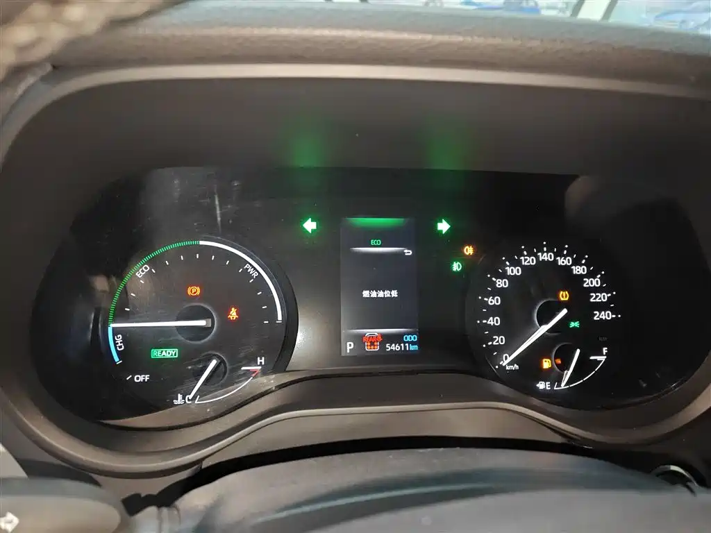 Toyota Granvia 2024 2.5L Hybrid Comfort фото 8