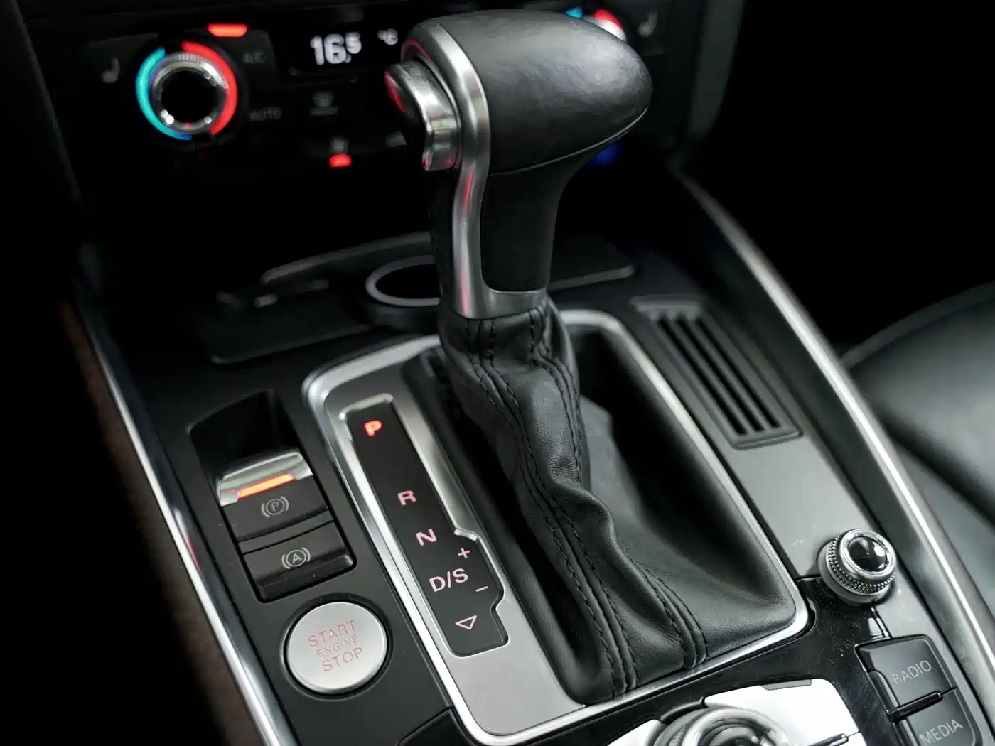 Audi Q5 2015 40 TFSI Comfort фото 11