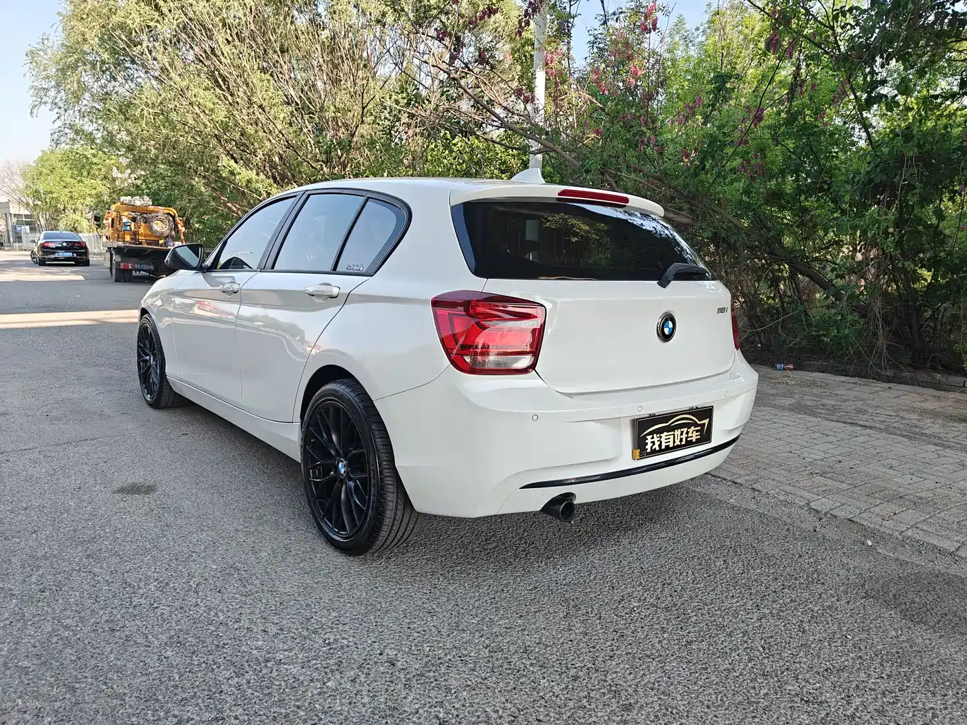BMW 1 Series (Import) 2013 Facelift 118i Sport Model фото 10