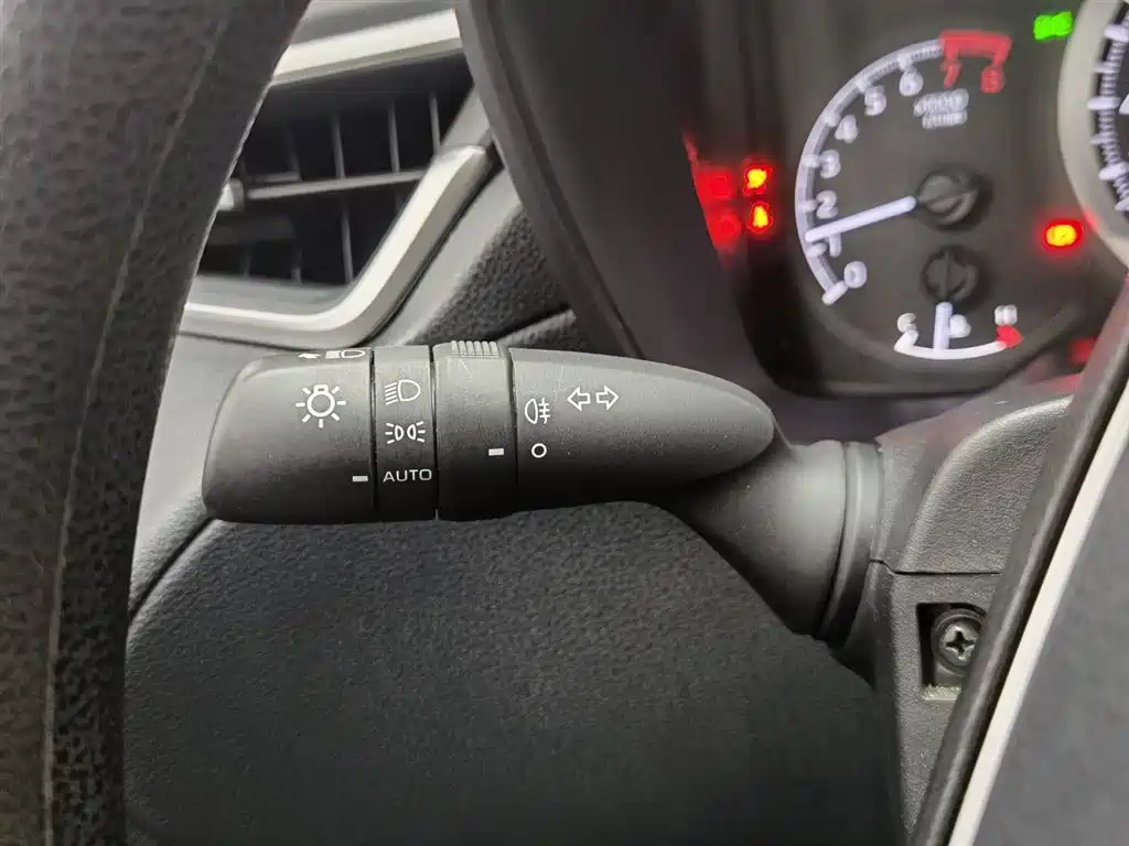 Toyota Frontlander 2022 2.0L CVT Elite фото 21