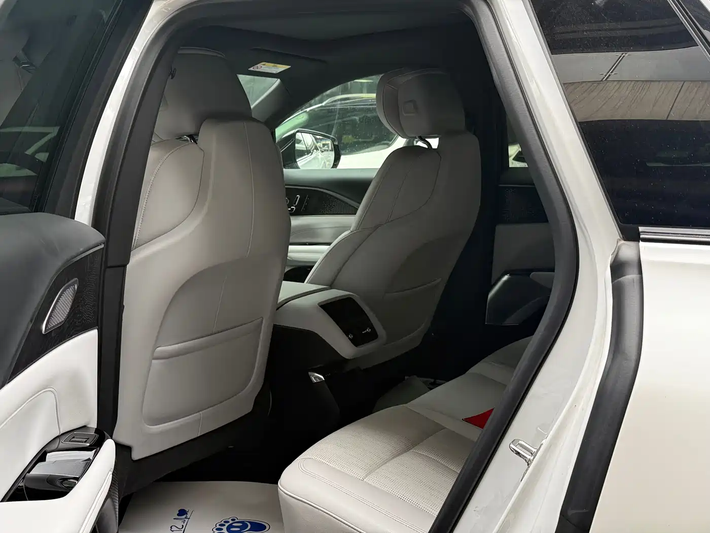 Cadillac IQ Rui Ge 2022 RWD Long Range Luxury Edition фото 5