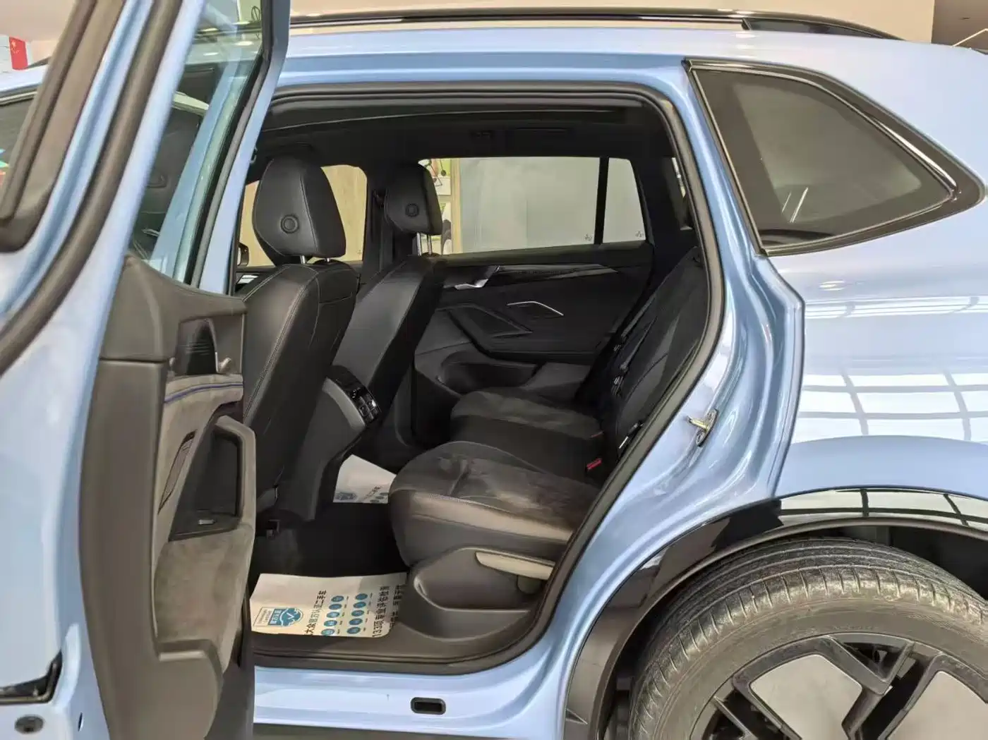 Volkswagen Tiguan L 2024 PRO 380TSI 4WD R-Line Premium Edition фото 5