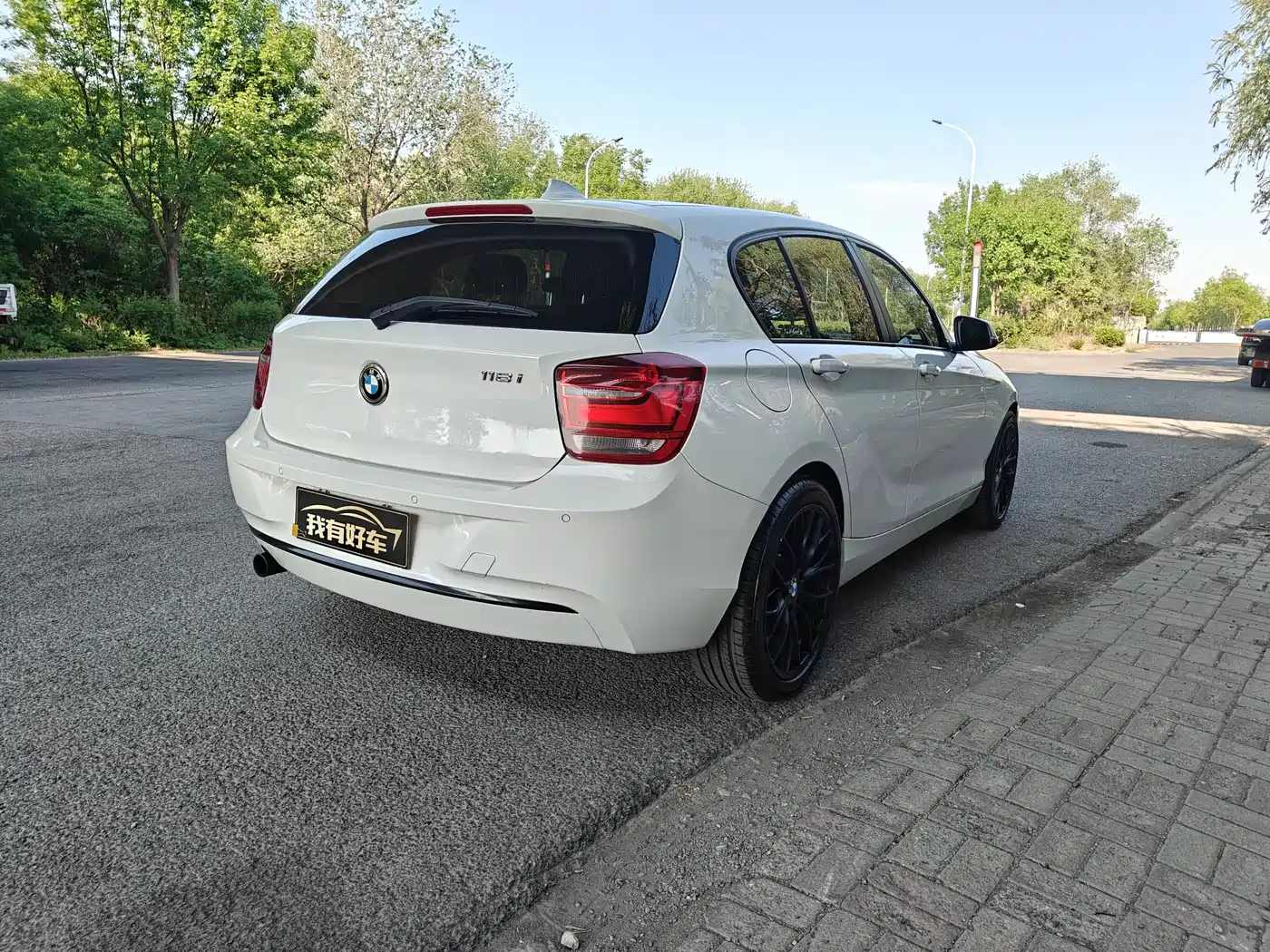 BMW 1 Series (Import) 2013 Facelift 118i Sport Model фото 8