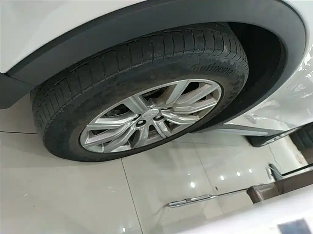 Cadillac XT4 2018 28T FWD Leading Edition фото 23