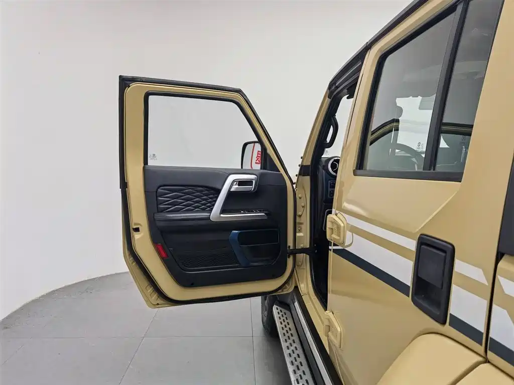 BAIC ORV Beijing Offroad BJ40 2019 2.3T Auto 4WD Hanta Champion Edition China VI фото 8