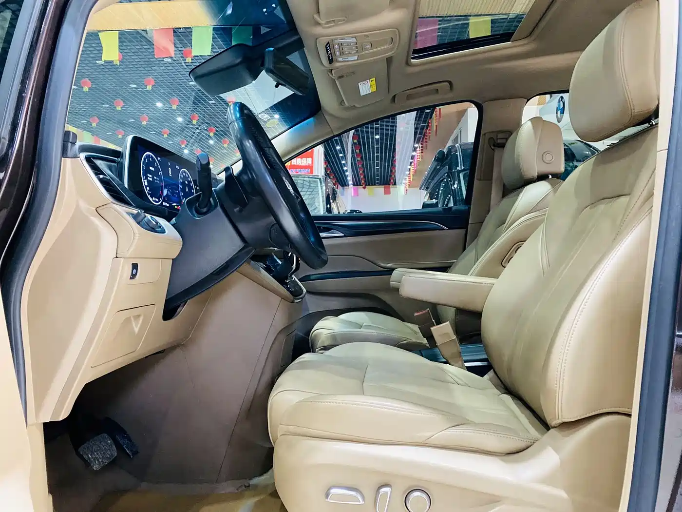Buick GL8 2021 ES Landlord 653T Premium фото 7