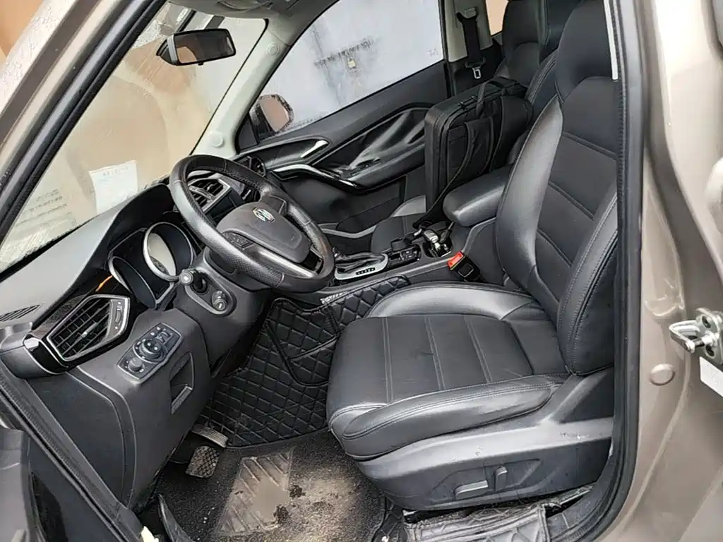 MG Roewe RX5 2016 2015 1.5TGI TST Luxury Edition