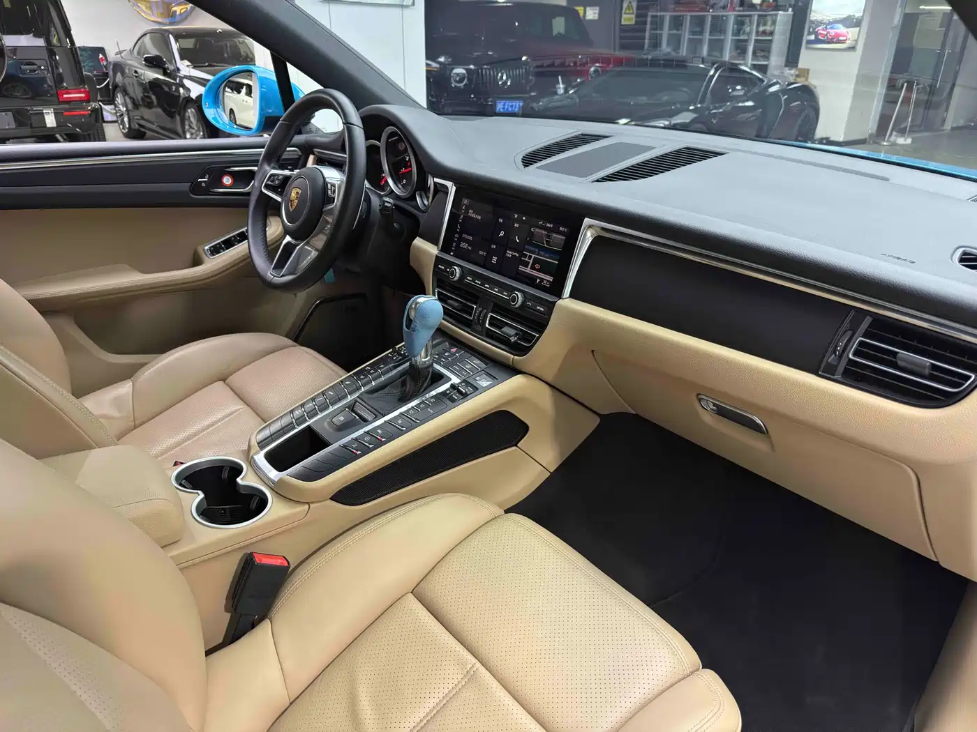 Porsche Macan 2021 Macan 2.0T фото 19