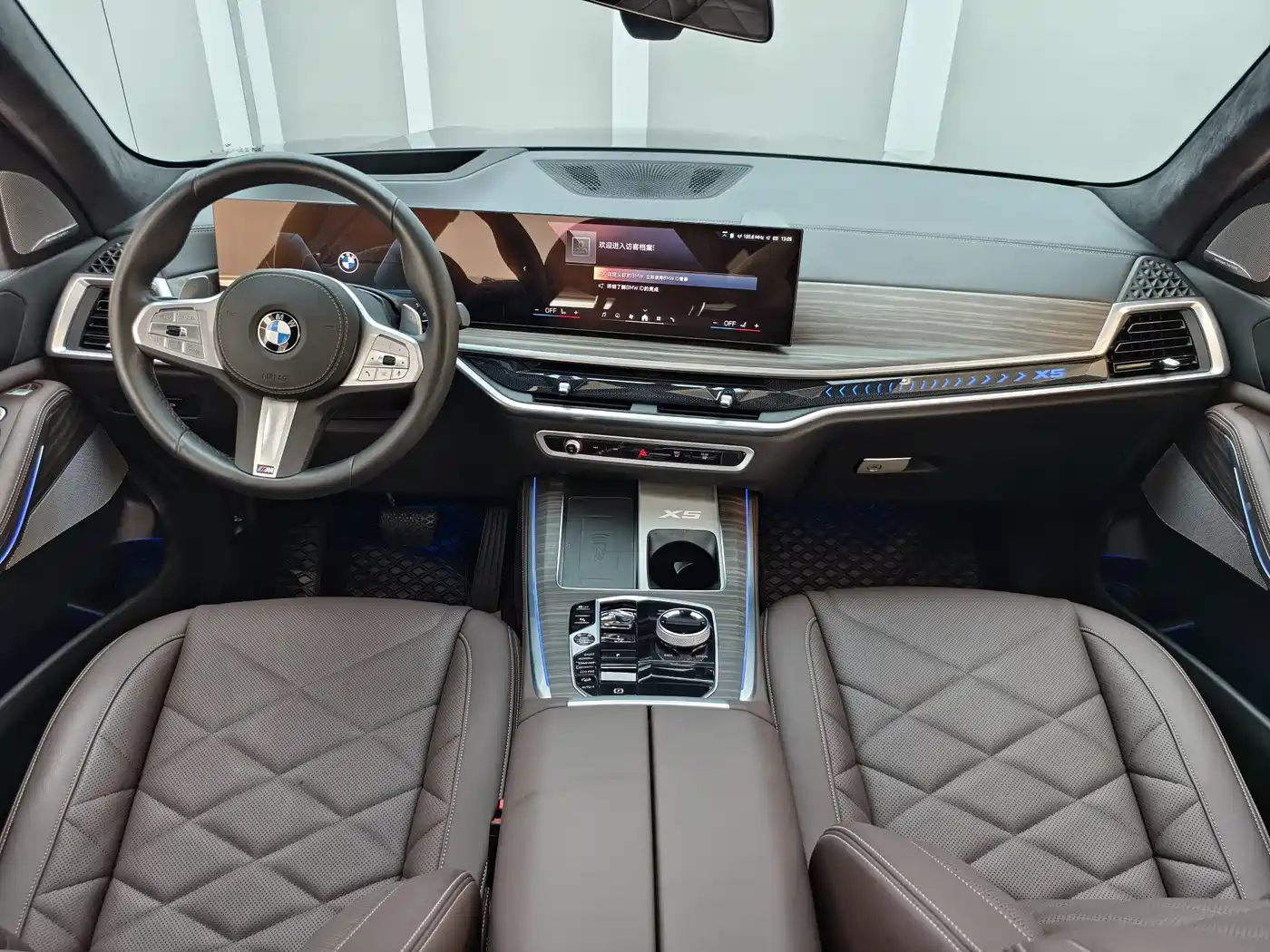 BMW X5 2023 xDrive 40Li M Sport Black Night Package фото 8