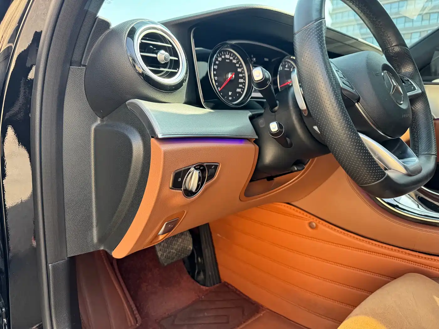 Mercedes-Benz E-Class 2017 E 200 Sport фото 14