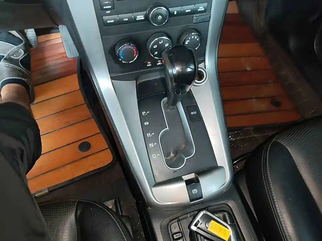 Photo 14 - Chevrolet Captiva