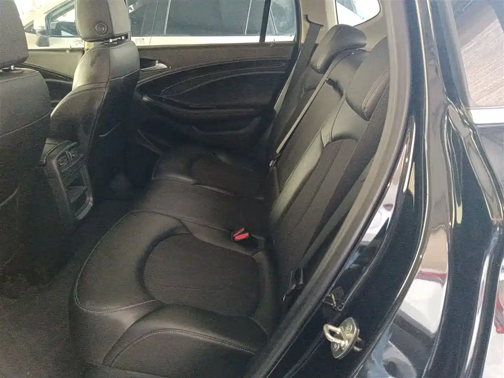 Buick Envision Plus 2020 20T FWD Leading фото 13
