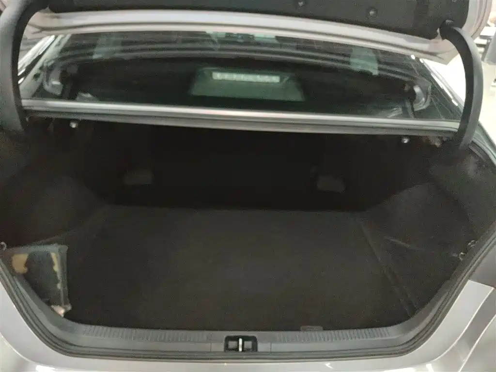 Toyota Camry 2021 Hybrid 2.5HS Fashion Edition фото 19