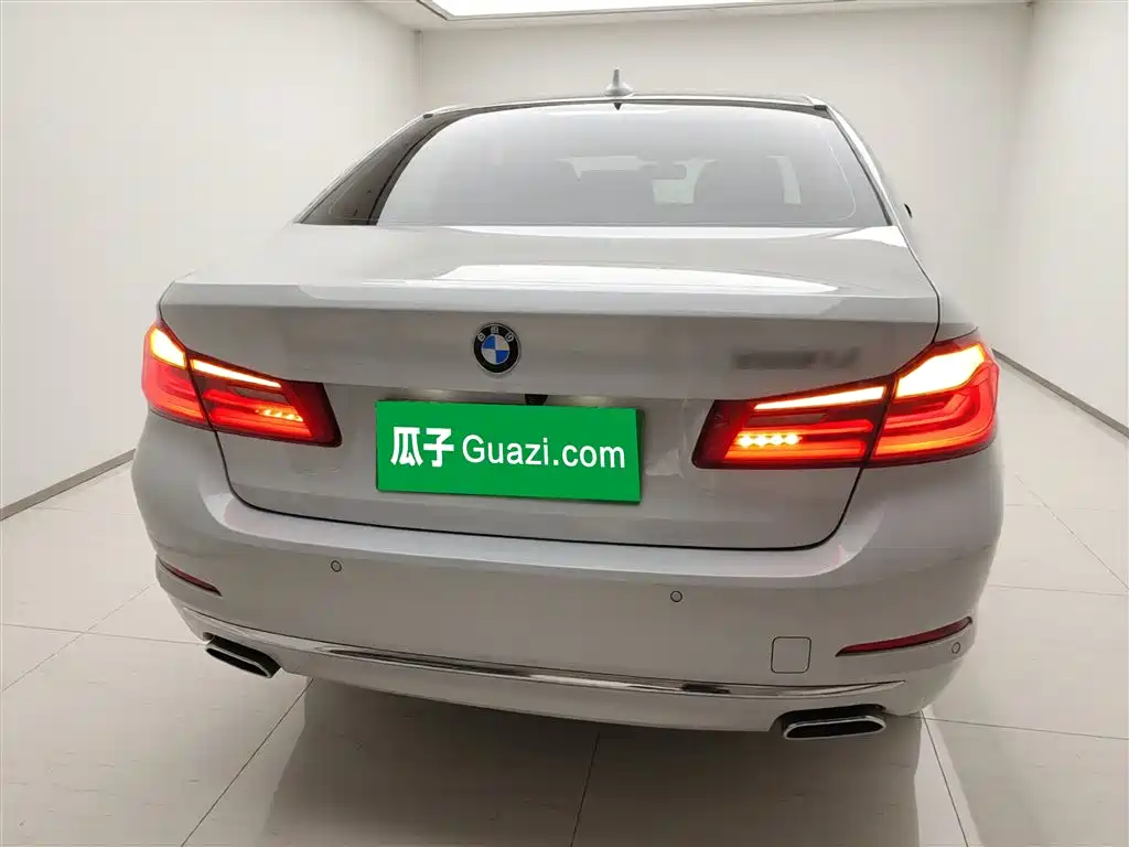 BMW 5 Series 2018 Facelift 530Li Leading Luxury Package фото 4