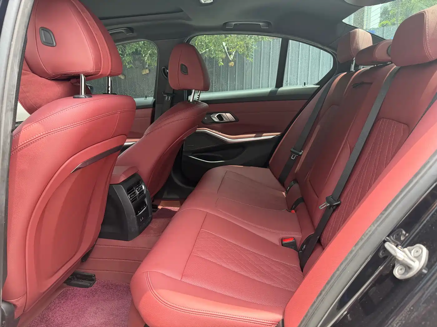 BMW 3 Series 2024 325Li M Sport Shadowline Package фото 4