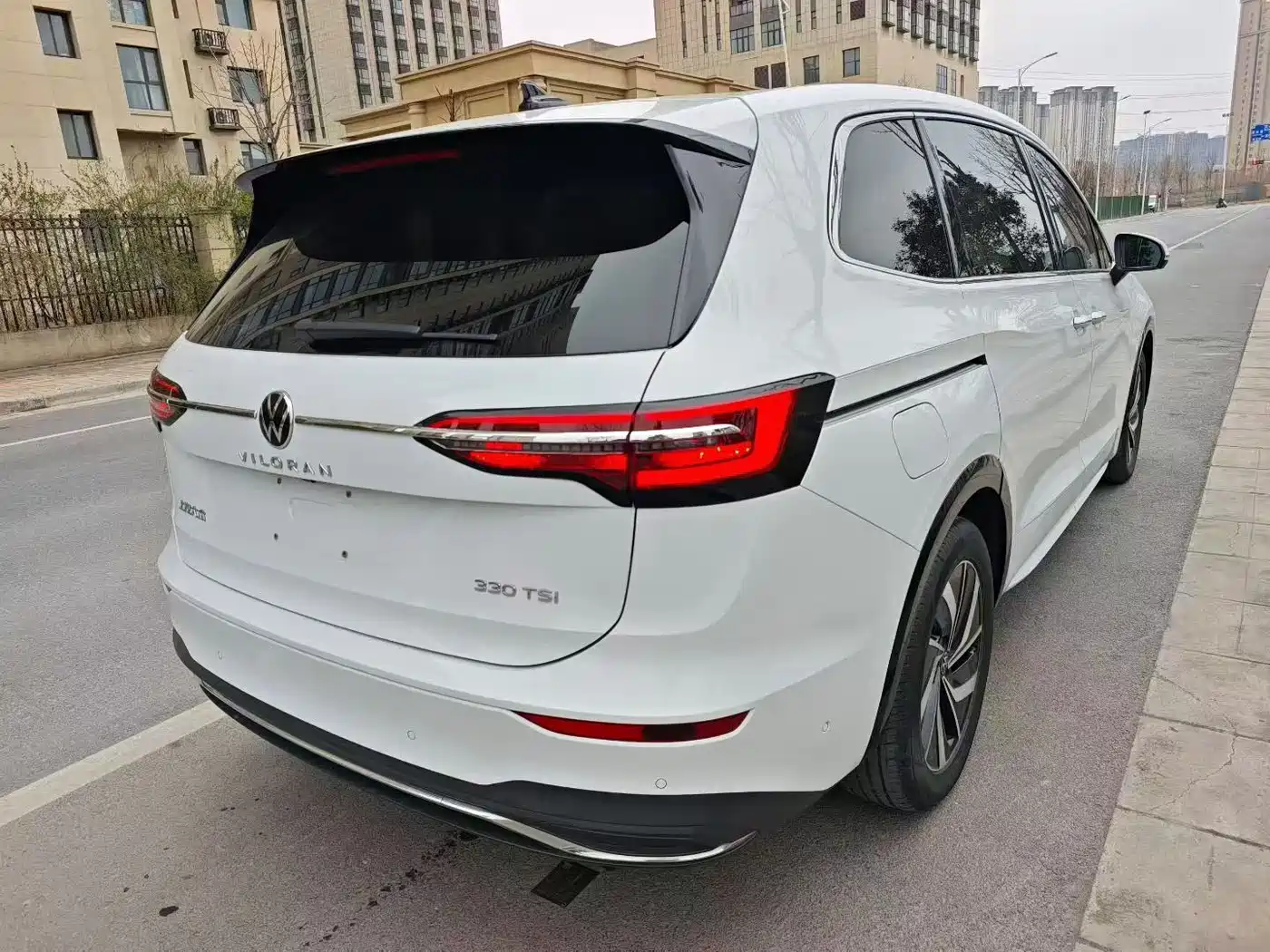 Volkswagen Viloran 2024 330TSI Luxury Edition фото 9