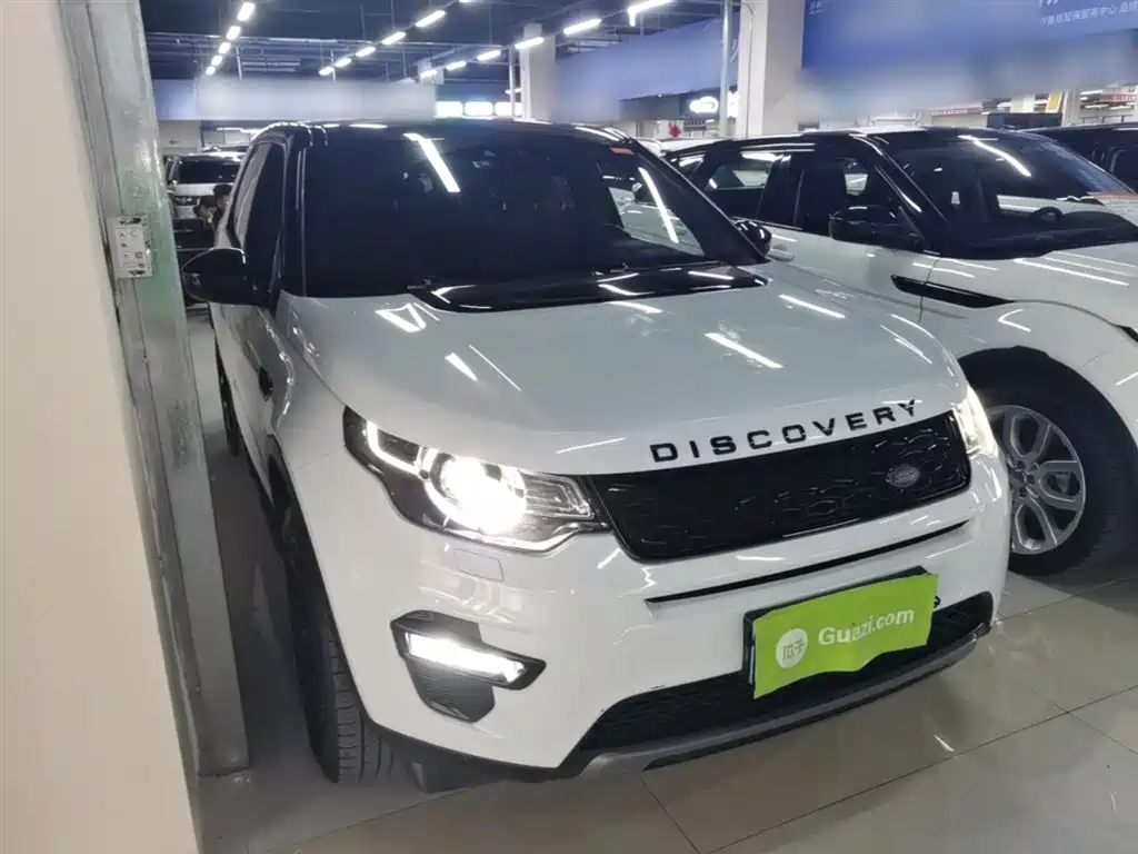 Land Rover Discovery Sport 2017 2.0T Cool Black Limited Edition фото 4