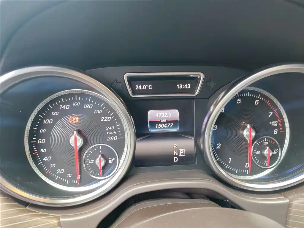 Mercedes-Benz GLE 2018 GLE 320 4MATIC Dynamic Ultimate Edition фото 3