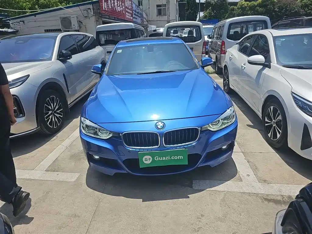 BMW 3 Series 2018 320i M Sport Package фото 3