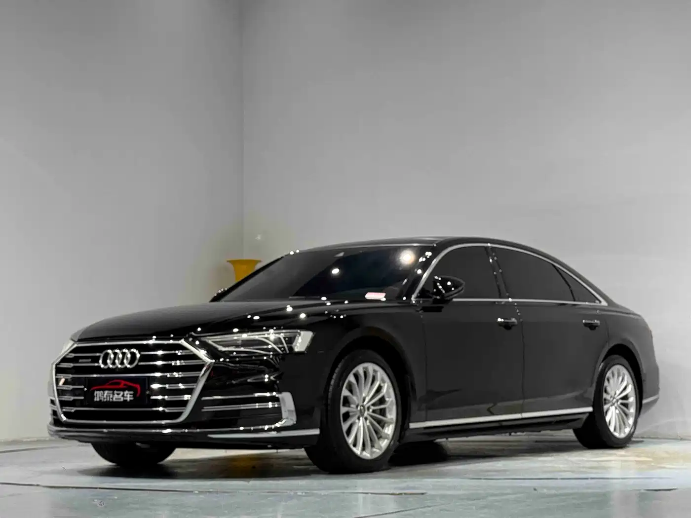 Audi A8 2018 A8L 55 TFSI quattro Launch Premium фото 2