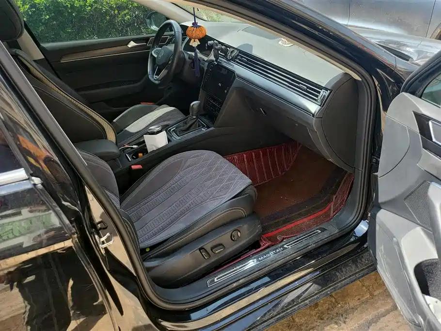Volkswagen Magotan 2020 380TSI DSG Luxury фото 8