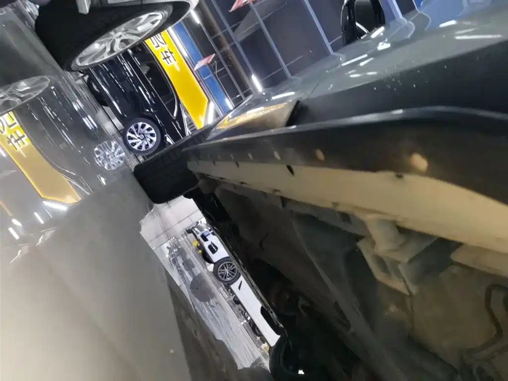 Land Rover Discovery Sport 2017 2.0T Cool Black Limited Edition фото 22
