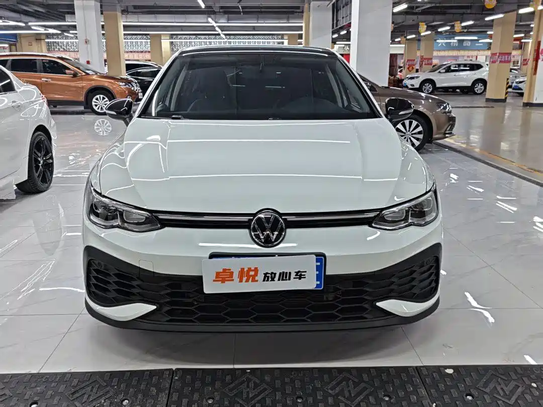 Volkswagen Golf 2021 280TSI DSG Pro Launch Edition фото 2