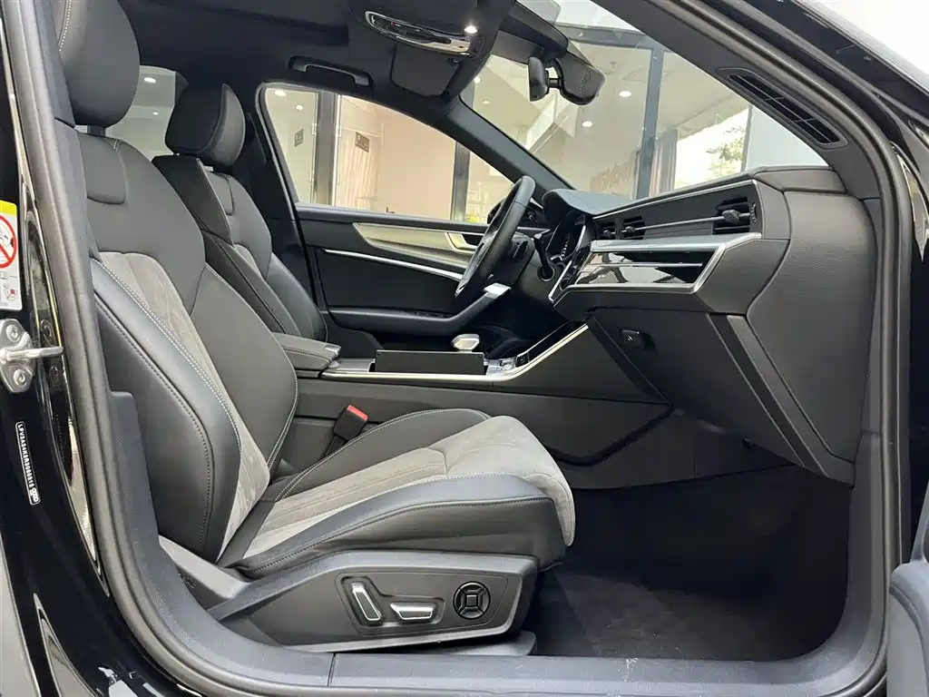 Audi A6L 2024 40 TFSI Luxury Dynamic фото 15