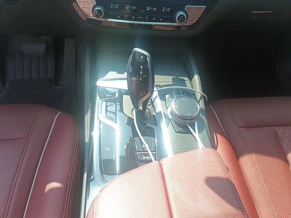 BMW 5 Series 2022 Model Second Facelift 530Li Leading M Sport Package фото 10