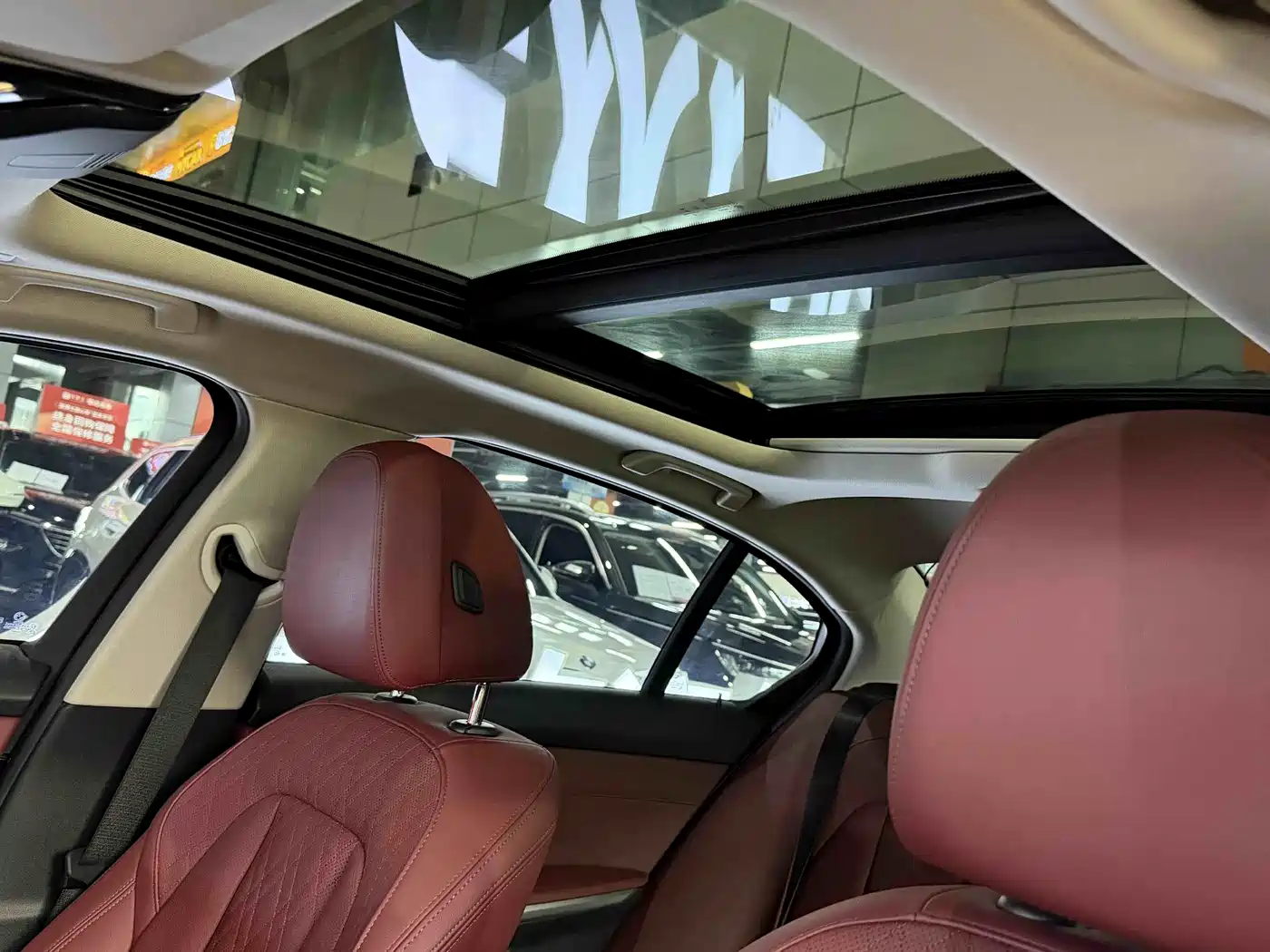 BMW 3 Series 2022 325Li M Sport Package фото 5