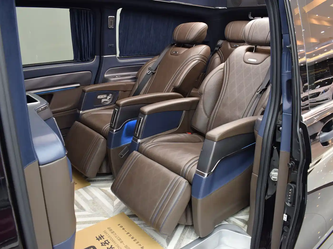 Mercedes-Benz Vito 2020 2.0T Business Edition (7-seater) фото 7