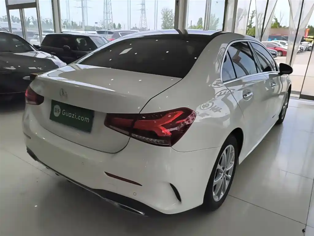 Mercedes-Benz A-Class 2020 Facelift A 200 L Sport Sedan Fashion фото 7