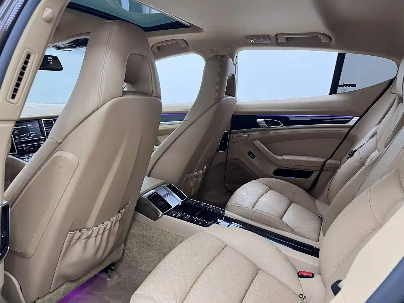 Porsche Panamera 2014 Panamera 3.0T фото 17