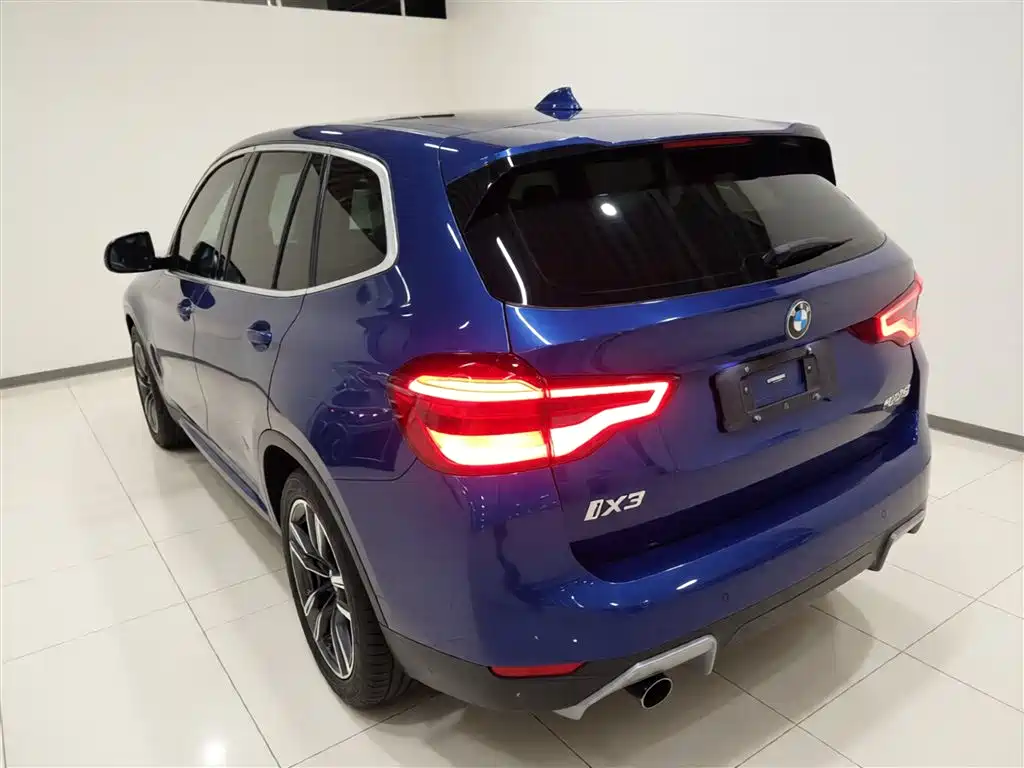BMW iX3 2021 Facelift Leading фото 23