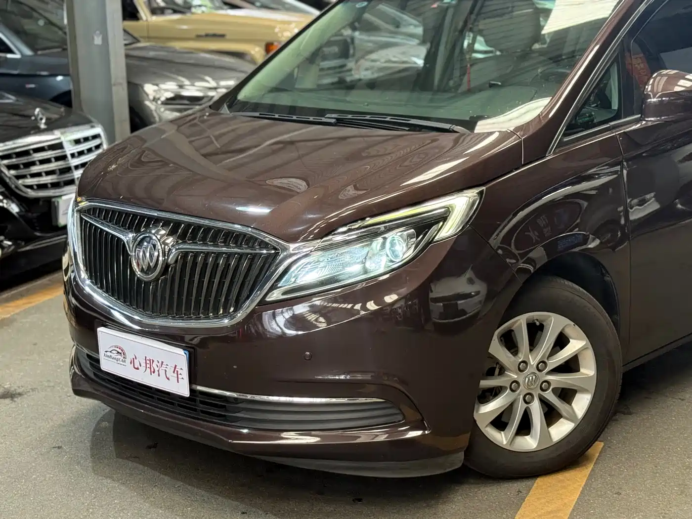 Buick GL8 2017 ES 28T Comfort Type China V фото 25