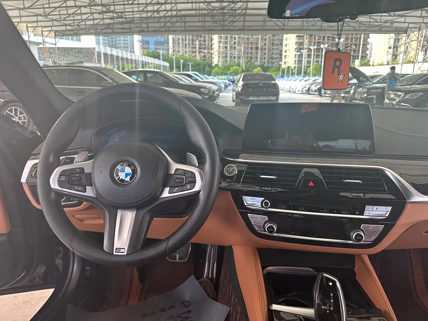 BMW 5 Series 2019 530Li Premium M Sport Package фото 25